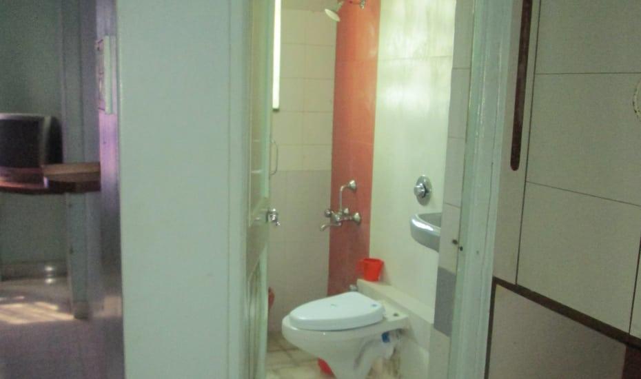 אחמדנגר Parvat Lodge מראה חיצוני תמונה